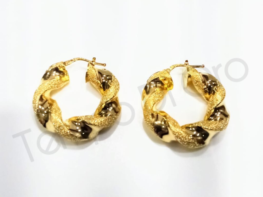 PENDIENTES ARO RIZADOS ORO AMARILLO 18K (750ml) PENDIENTES ARO RIZADO ORO AMARILLO 18K (750ml)